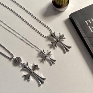 گردنبند کروم هارتز ✨